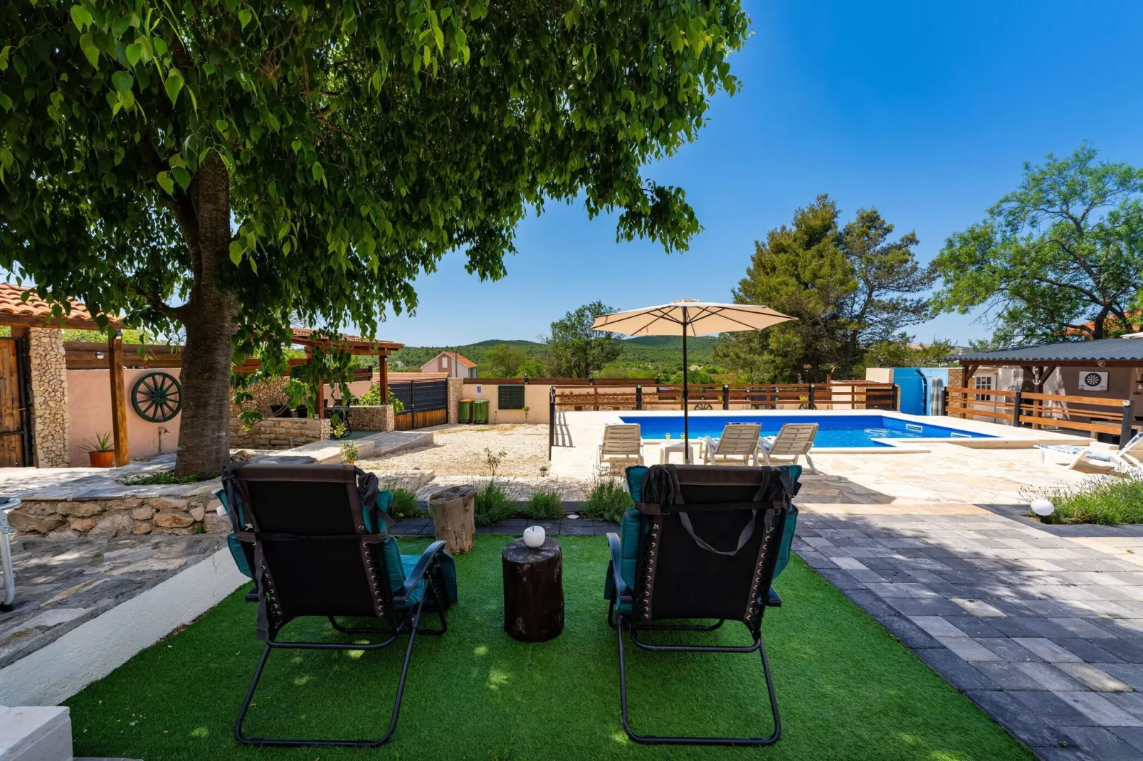 Holiday home Burgija-Terrasse / balcon