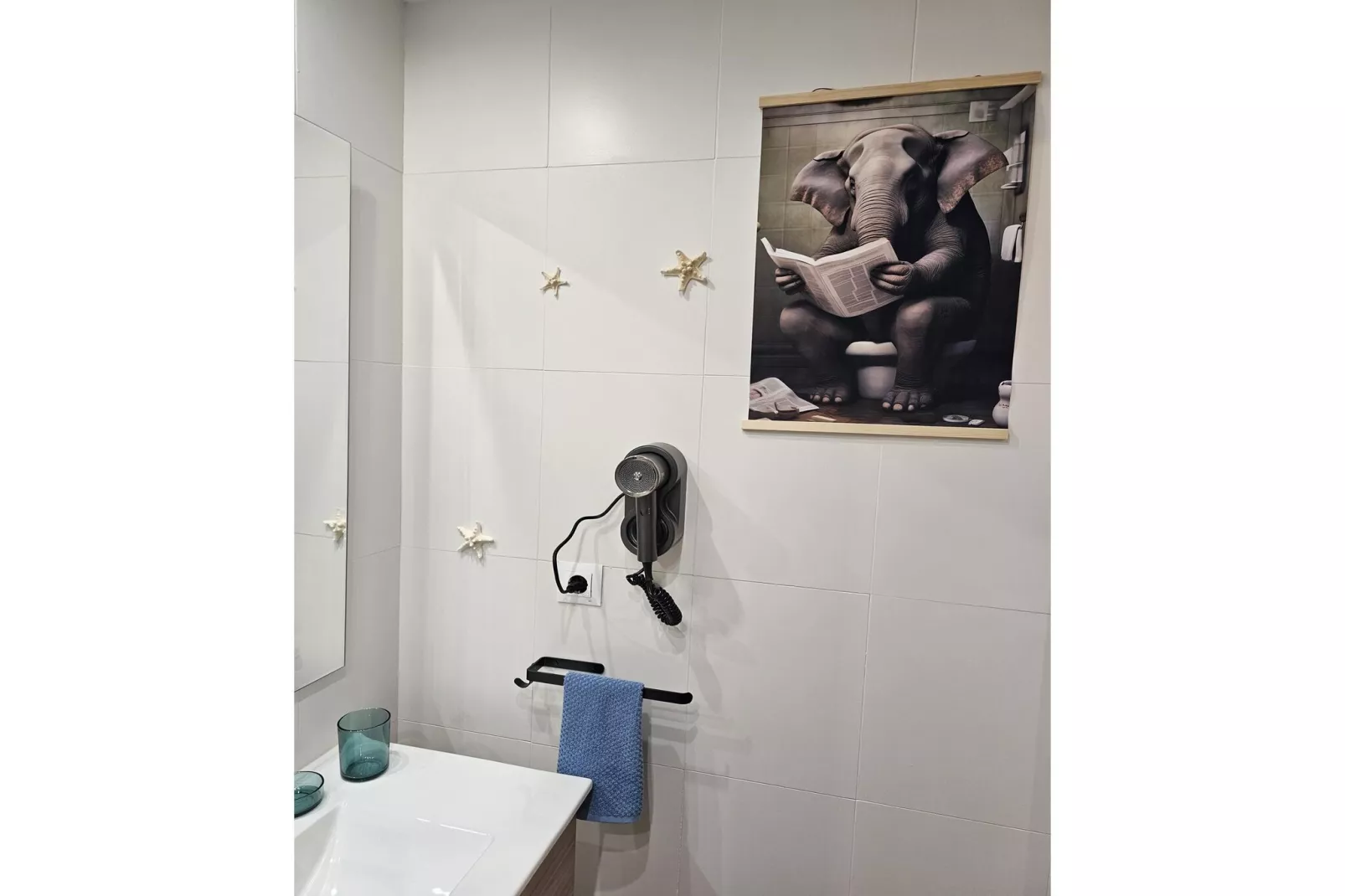 CT 394 - Faro's Beach & Town - Torremolinos-Bathroom