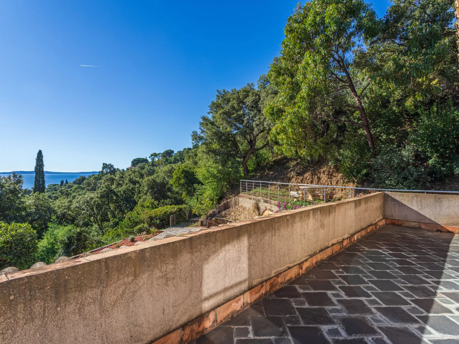 Villa du Canadel-Outside