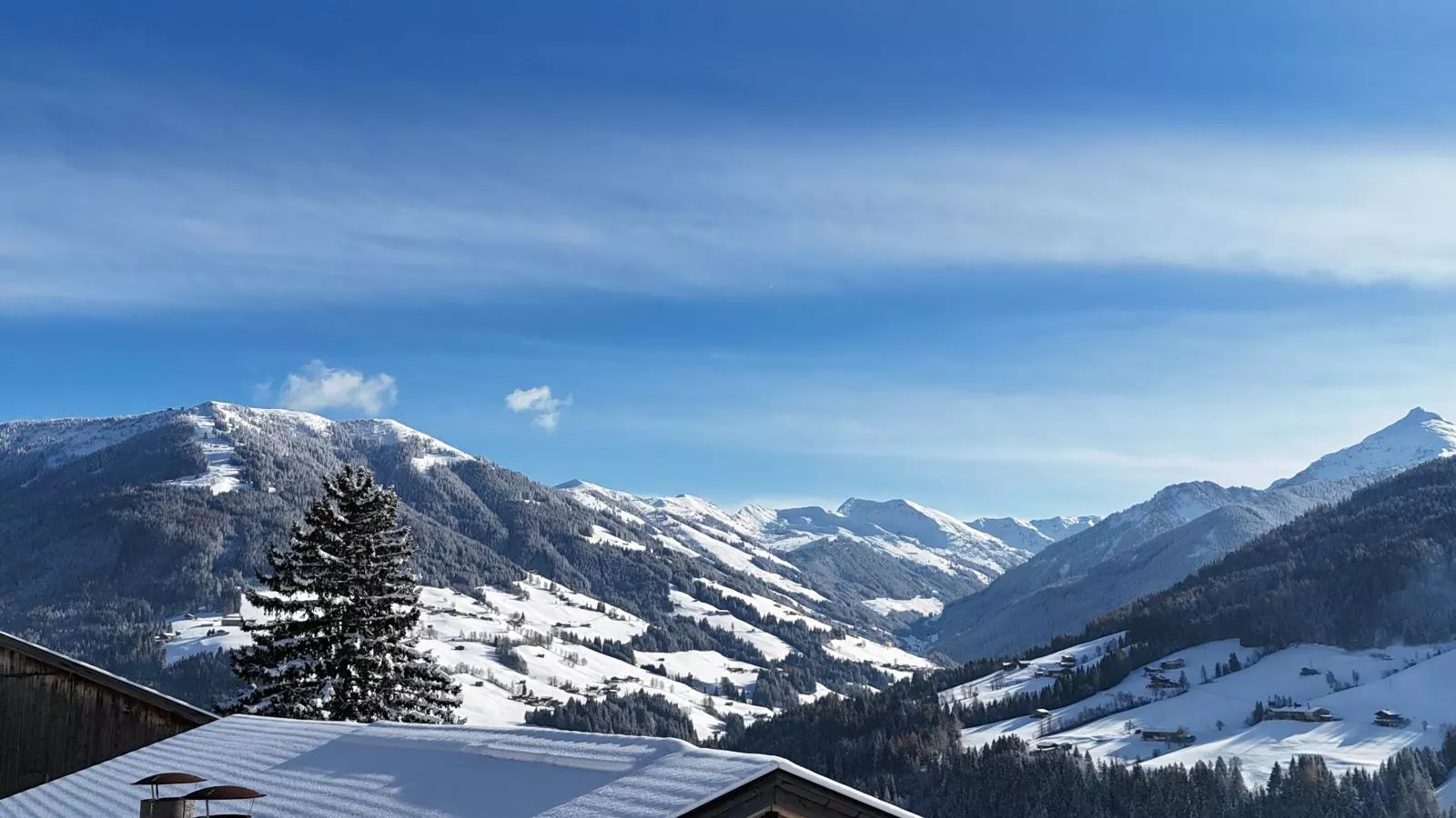 Tirola Hütte-Vue d'hiver