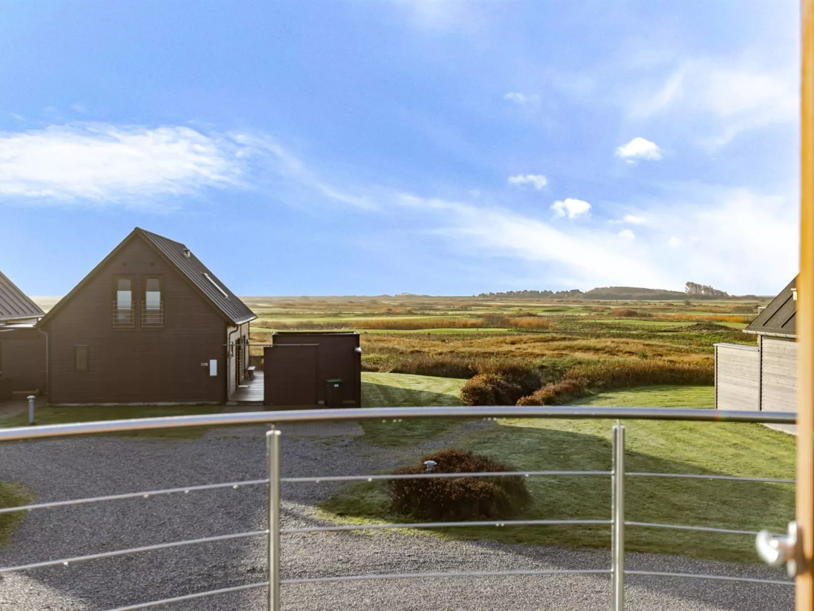 "Thomine" - 2.5km from the sea-Outside