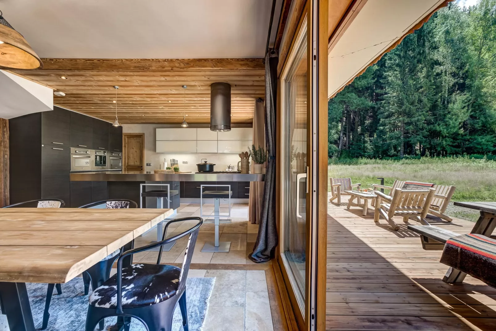 Sanaz-Terrace balcony