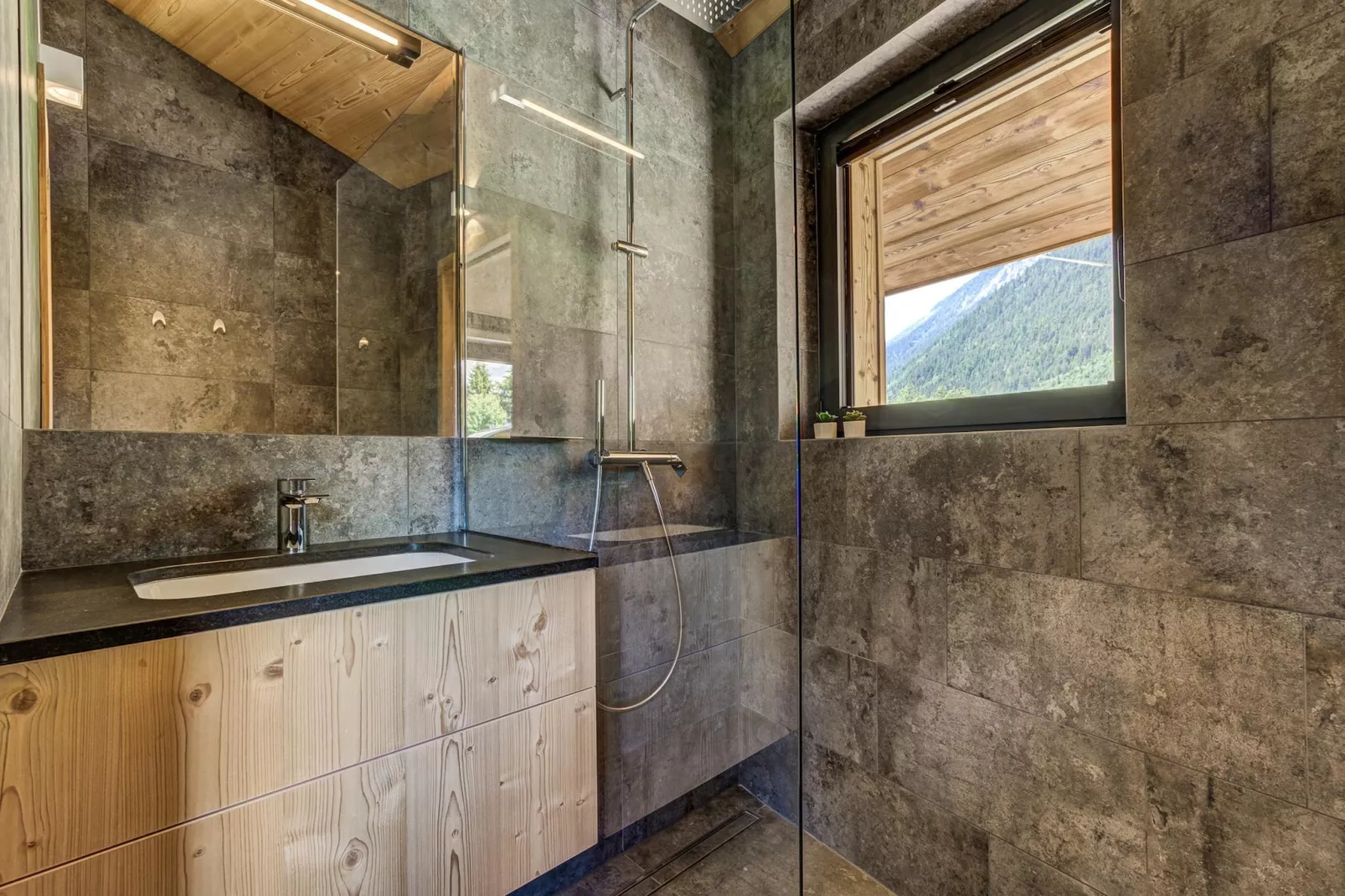 Breitalps-Badezimmer