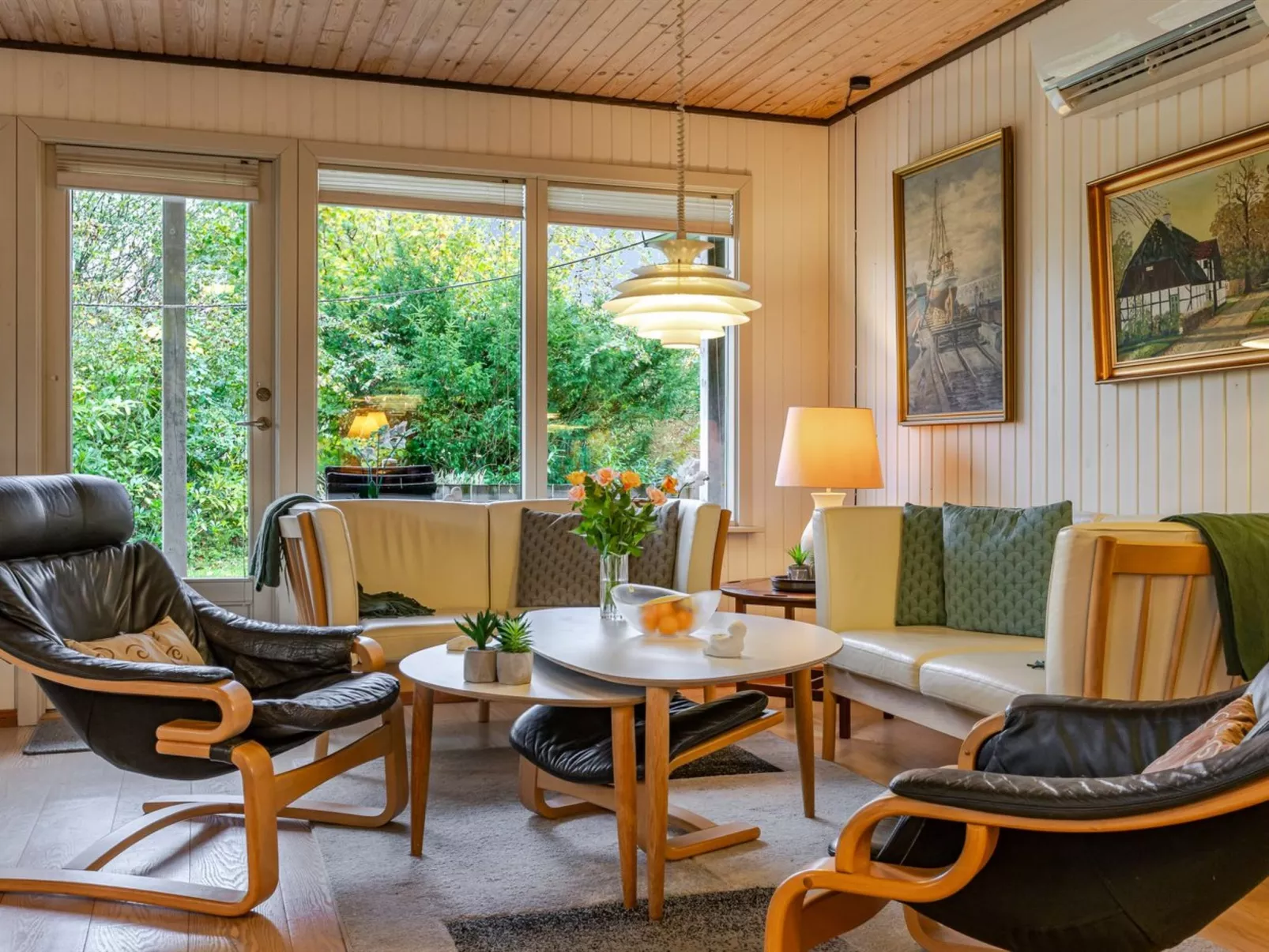 "Mika" - 300m from the sea-Inside