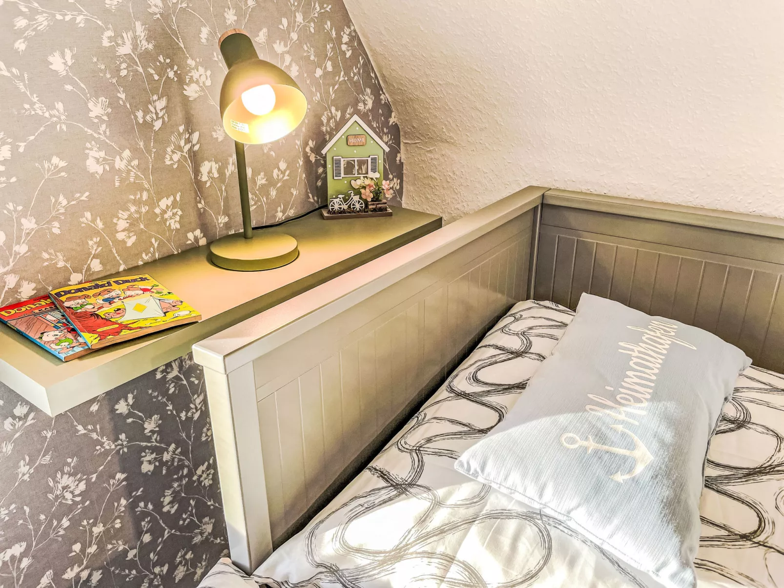 Die Dorfperle-Dedans