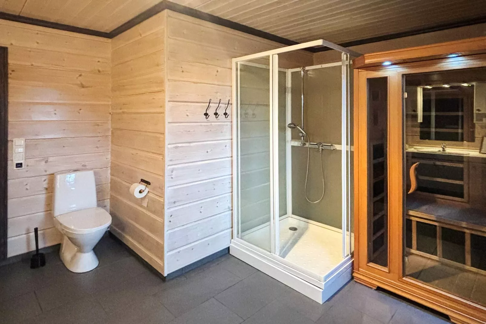 76409 TROLLHYTTA-Indoor