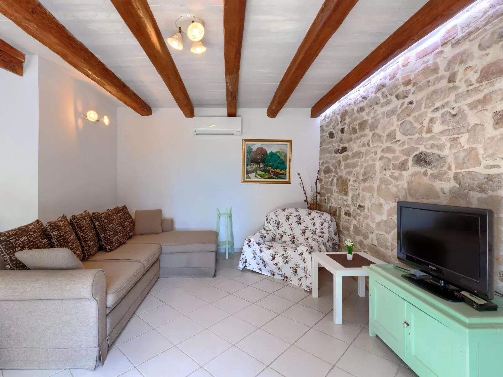 Pinia II-Inside