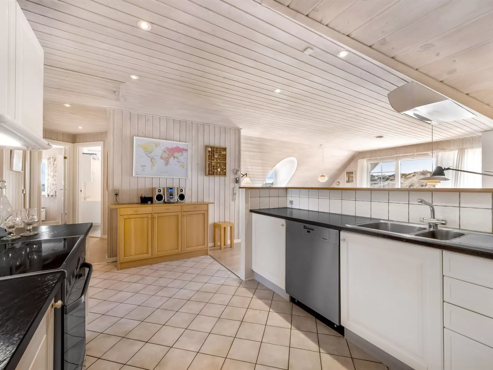 "Slava" - 250m from the sea-Inside