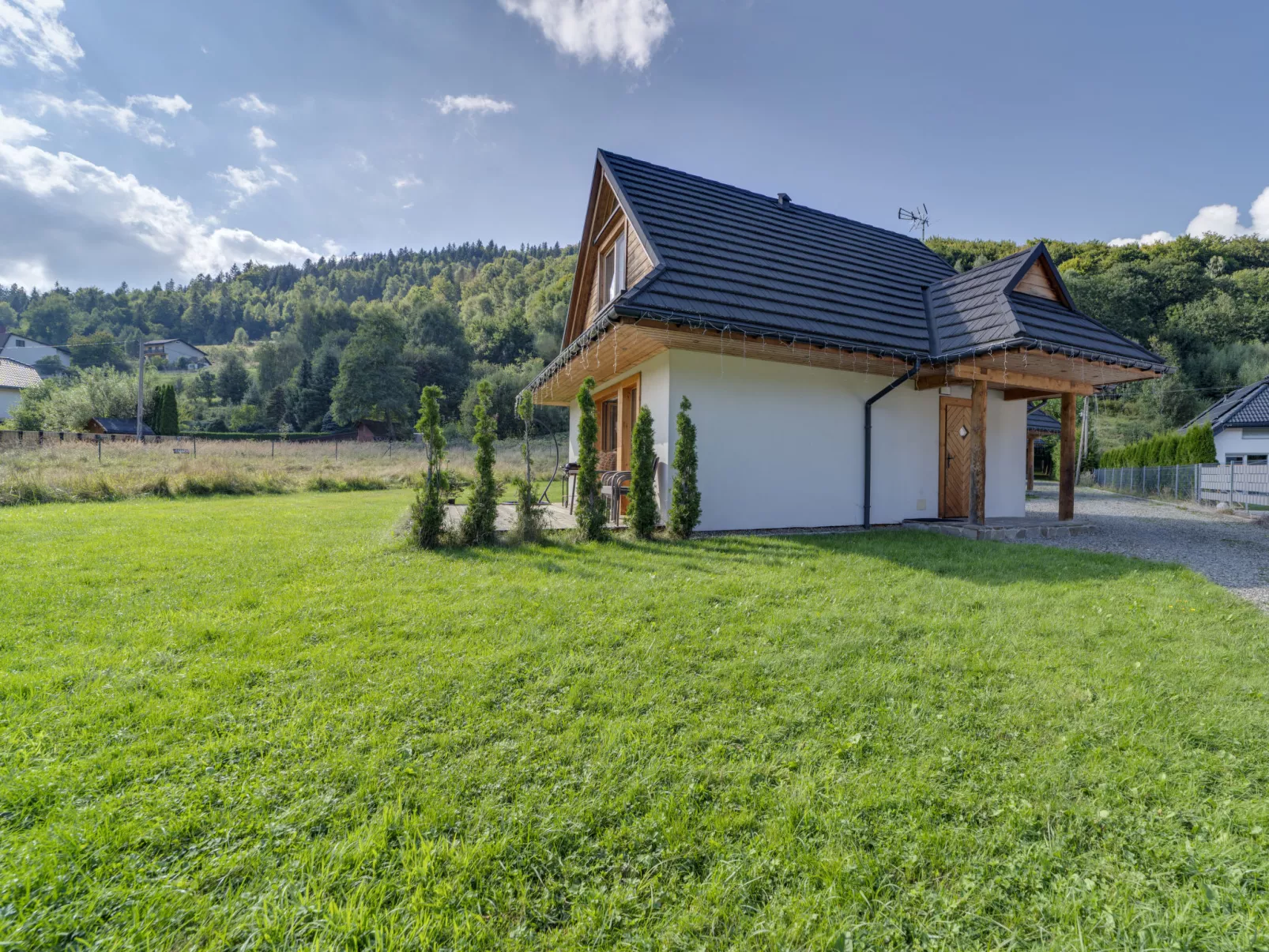 Chaty Pod Beskidkiem-Outside