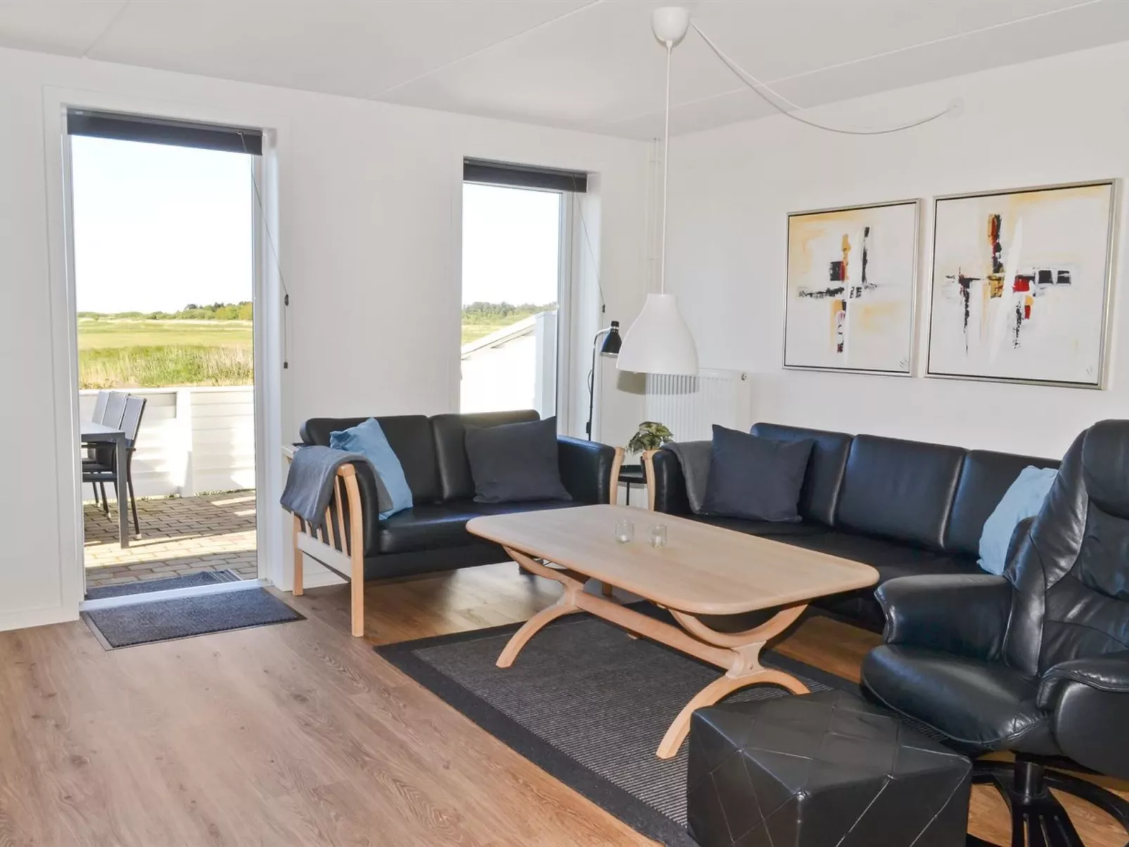 "Auti" - 2.3km from the sea - Inside