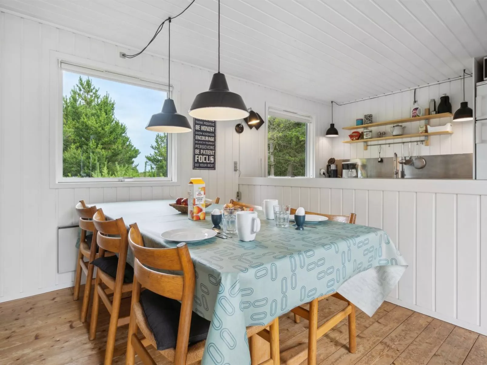 "Elin" - 3km from the sea-Inside