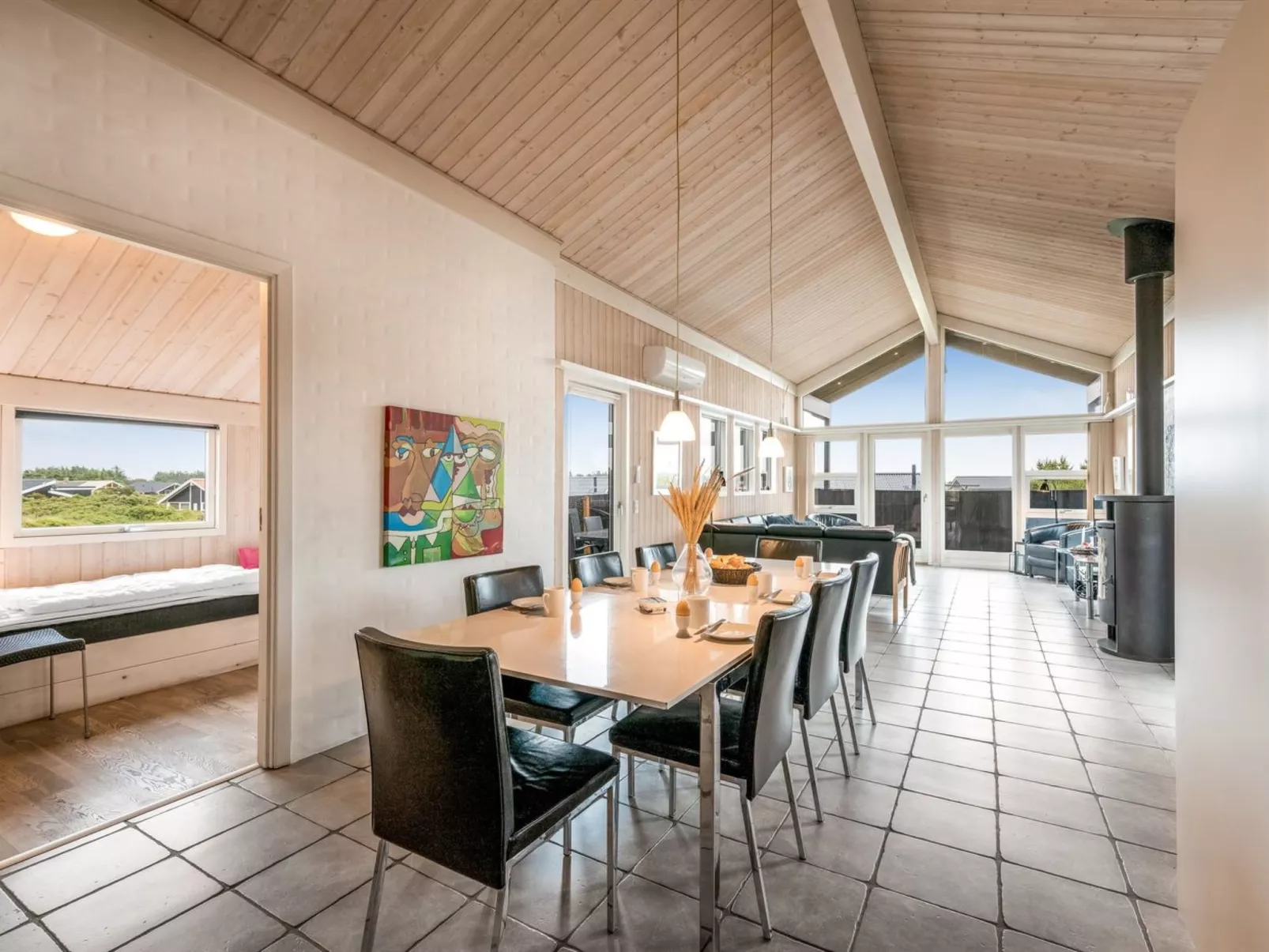 "Temjana" -  from the sea-Inside