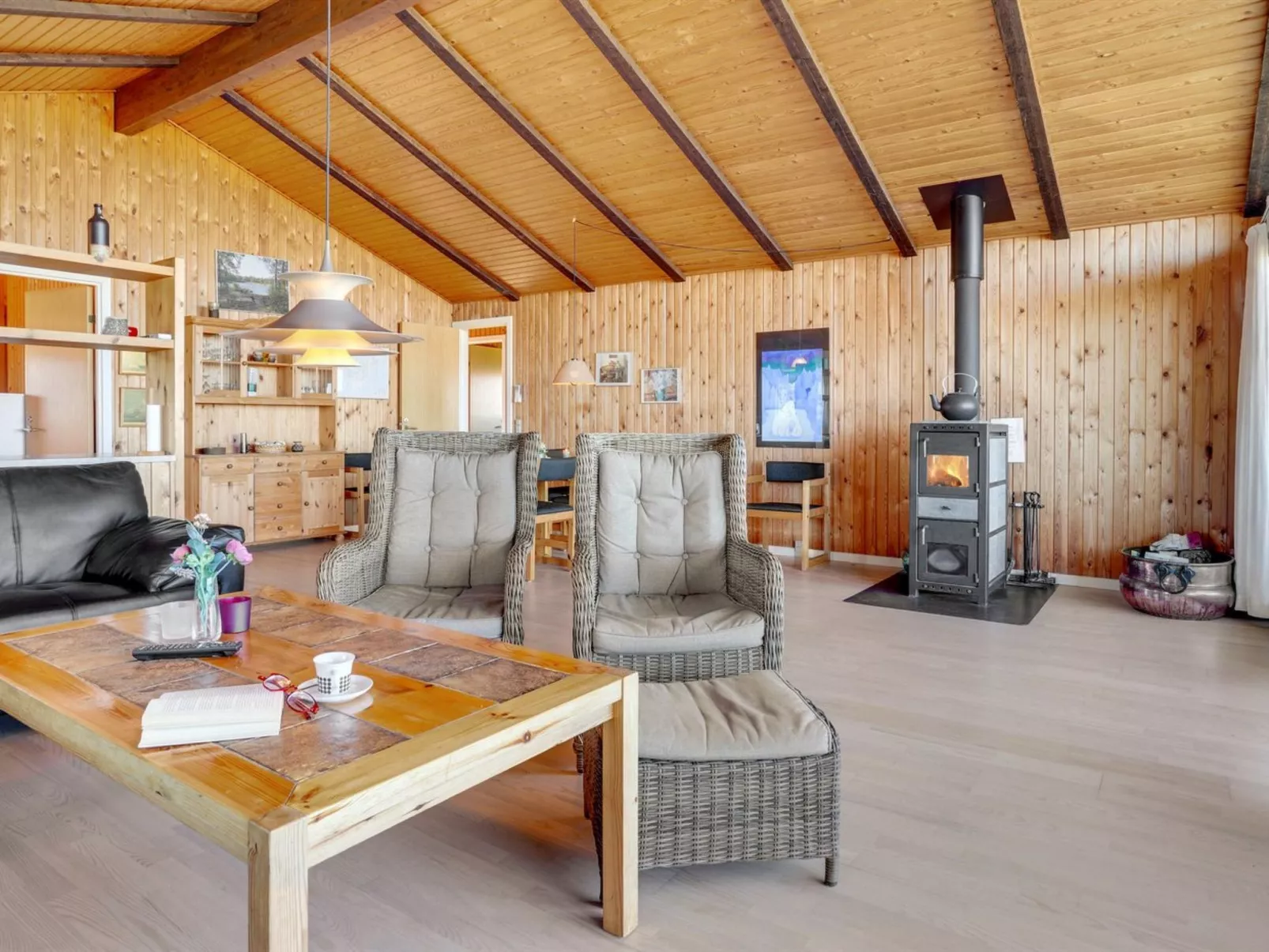 "Thrineke" - 200m from the sea-Dedans