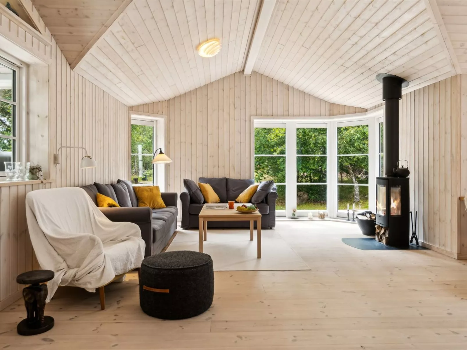 "Grethe" - 750m from the sea-Inside