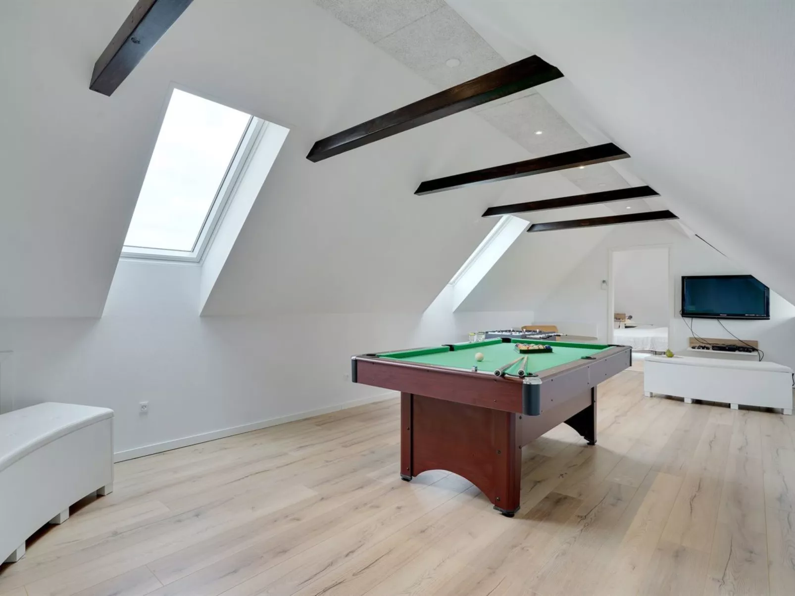 "Ailke" - 2km to the fjord-Inside