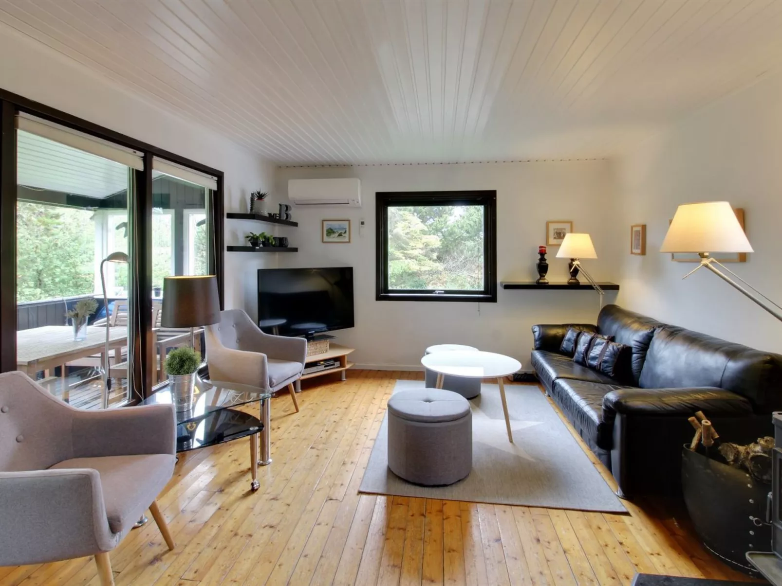 "Hannu" - 900m from the sea-Drinnen