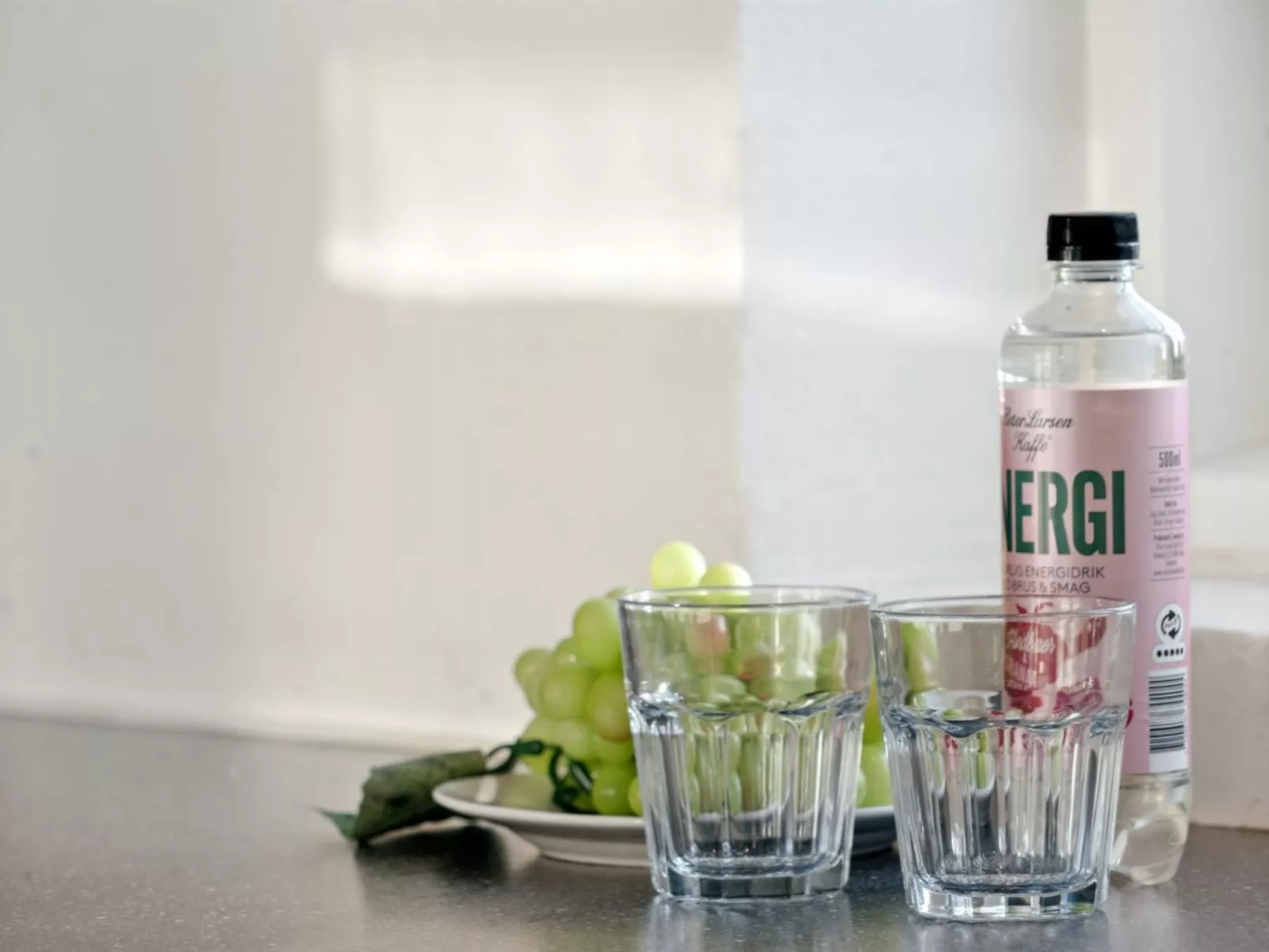 "Joonas" - 100m from the sea-Dedans