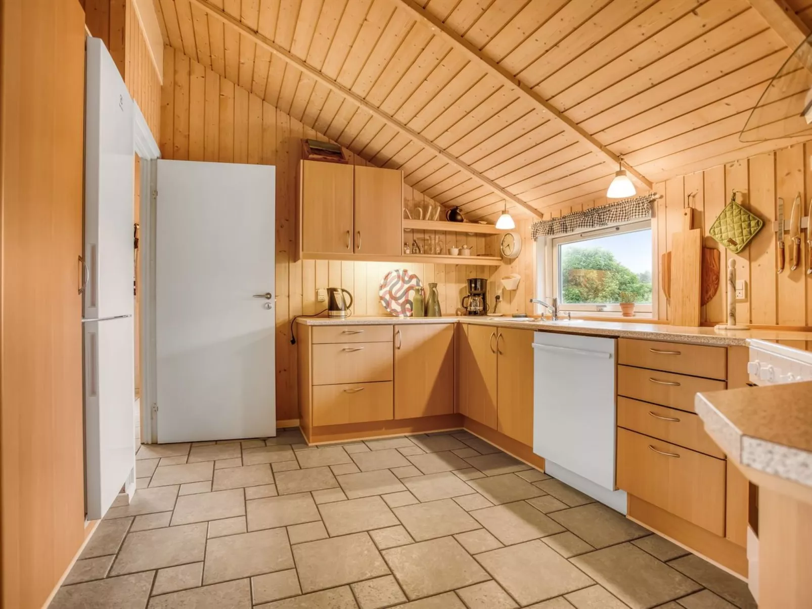 "Leya" - 1.2km from the sea-Dedans