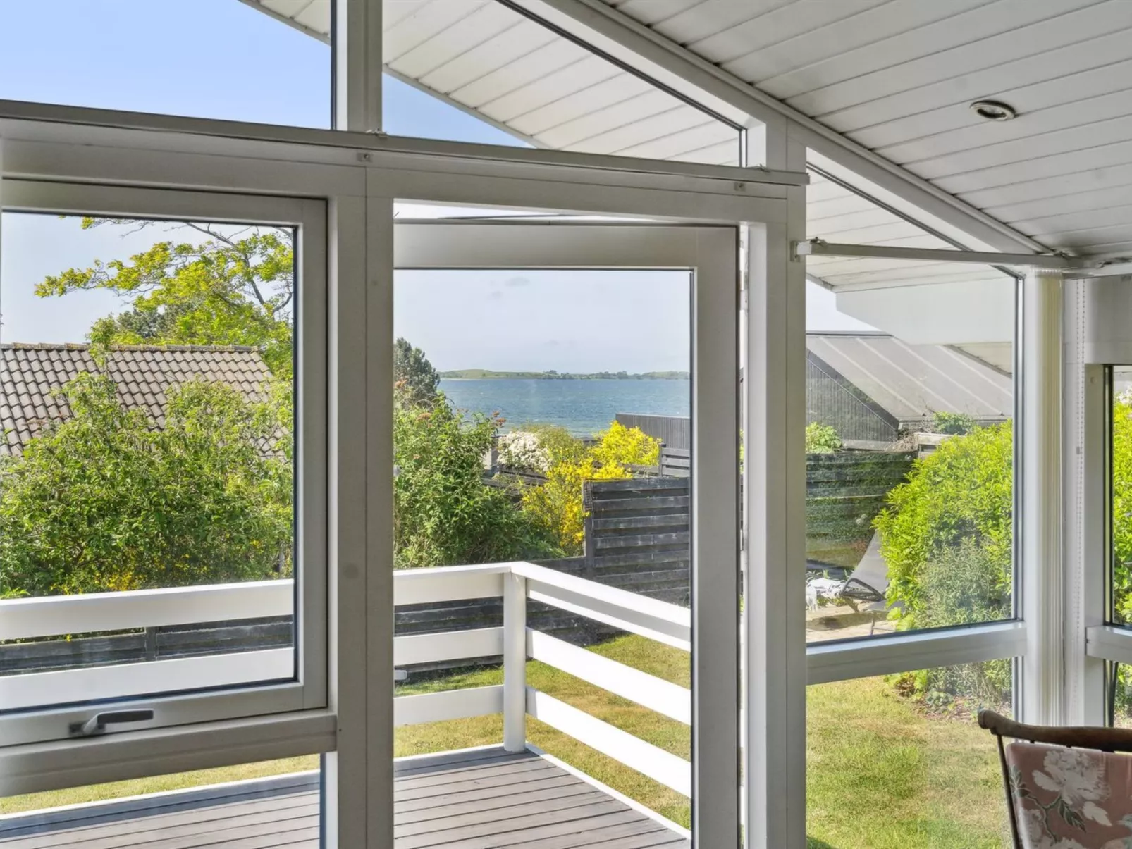 "Wrange" - 150m from the sea-Outside