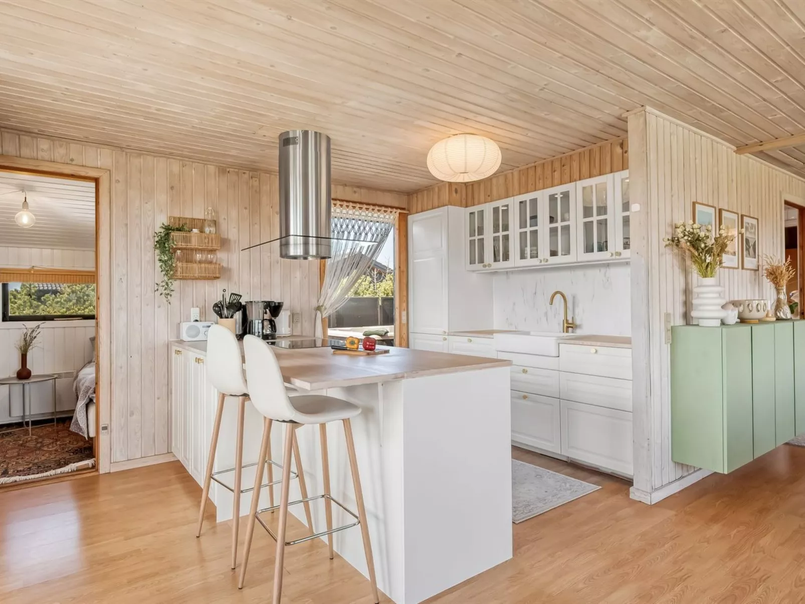 "Brunkil" - 500m from the sea-Inside