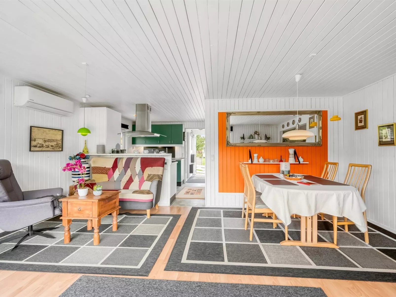 "Fritzie" - 600m to the fjord-Inside