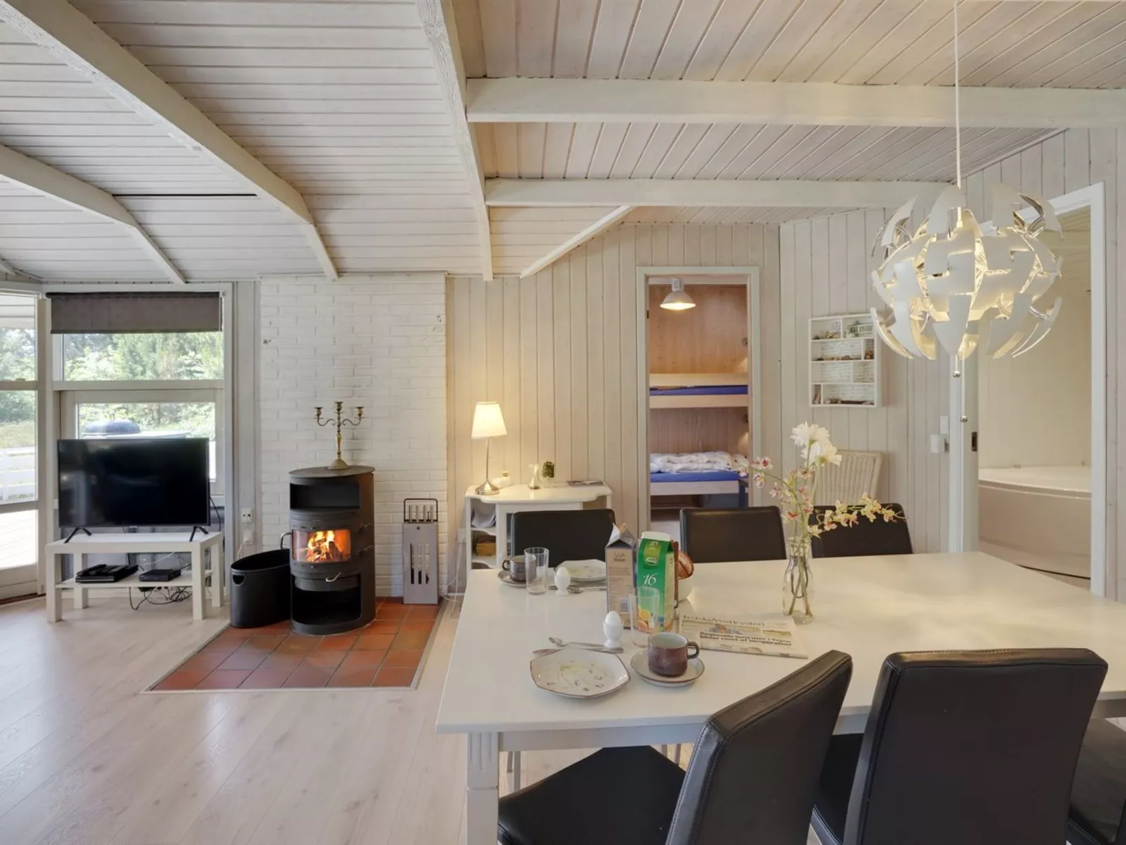 "Lin" - 2.9km from the sea-Dedans