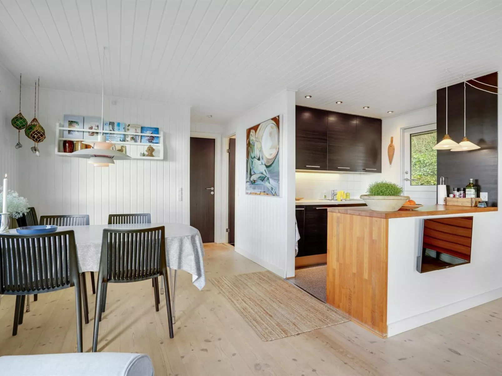 "Akseline" - 20m from the sea-Inside