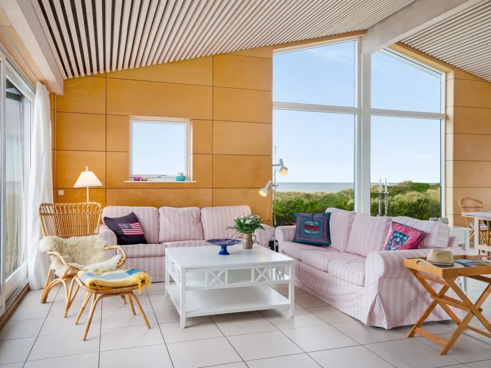 "Tinea" - 50m from the sea-Inside