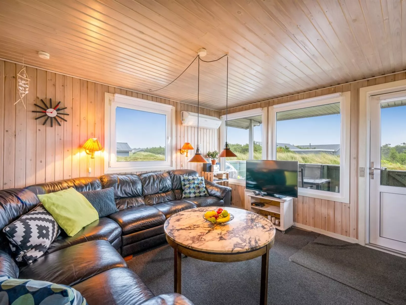 "Lambe" -  from the sea-Dedans