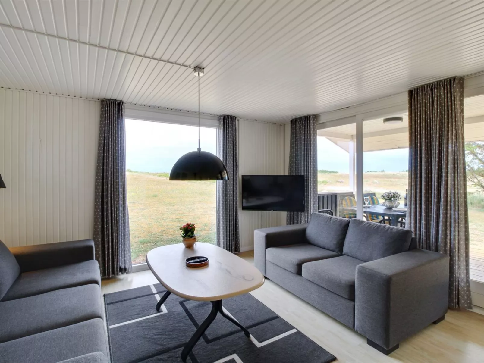 "Berndt" - 50m from the sea-Inside