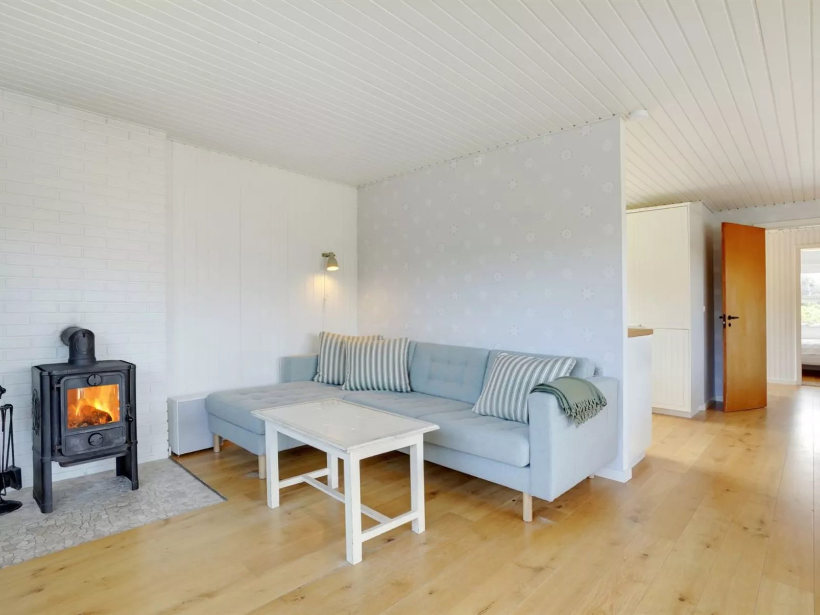 "Vilja" - 150m from the sea-Inside