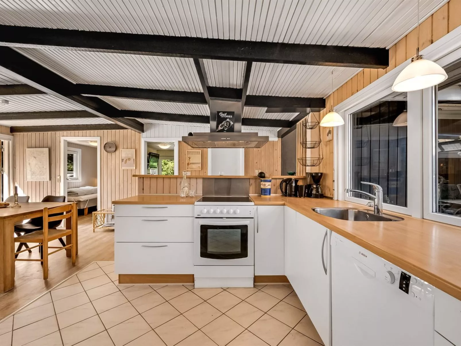 "Finne" - 800m from the sea-Inside