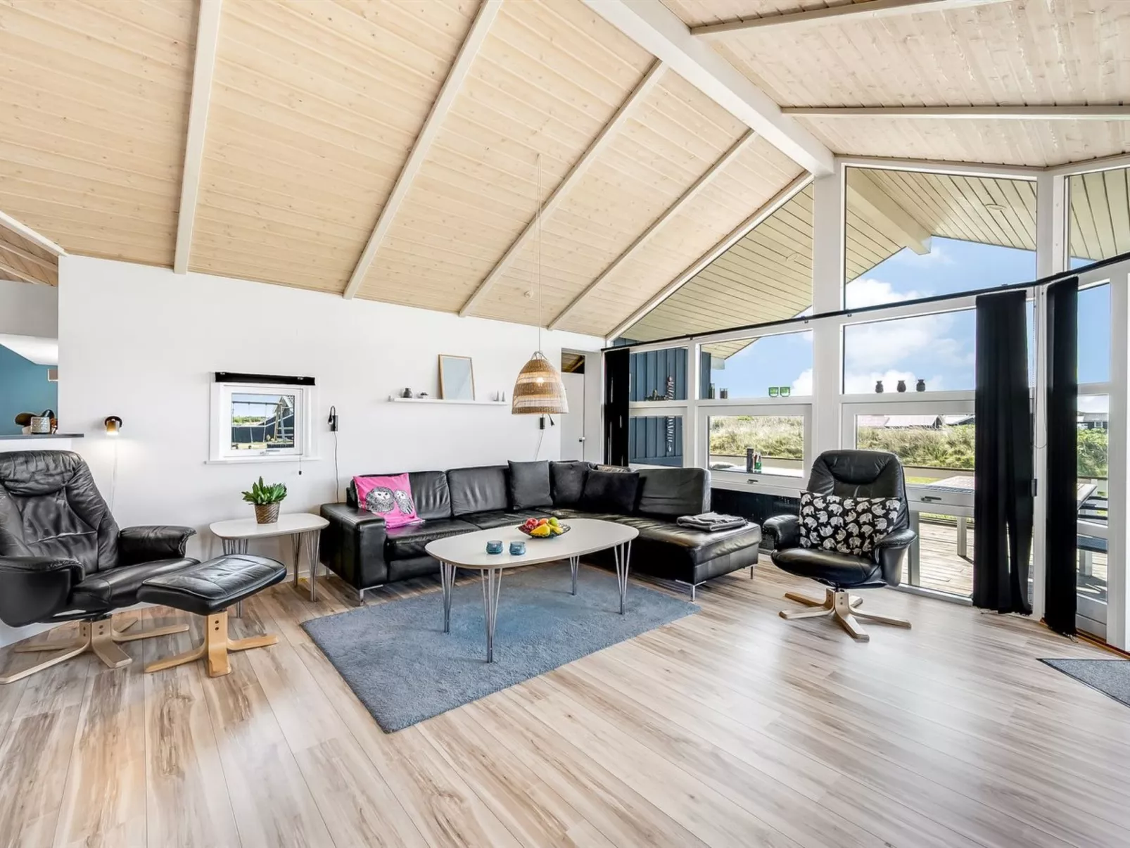 "Sylta" -  from the sea-Inside