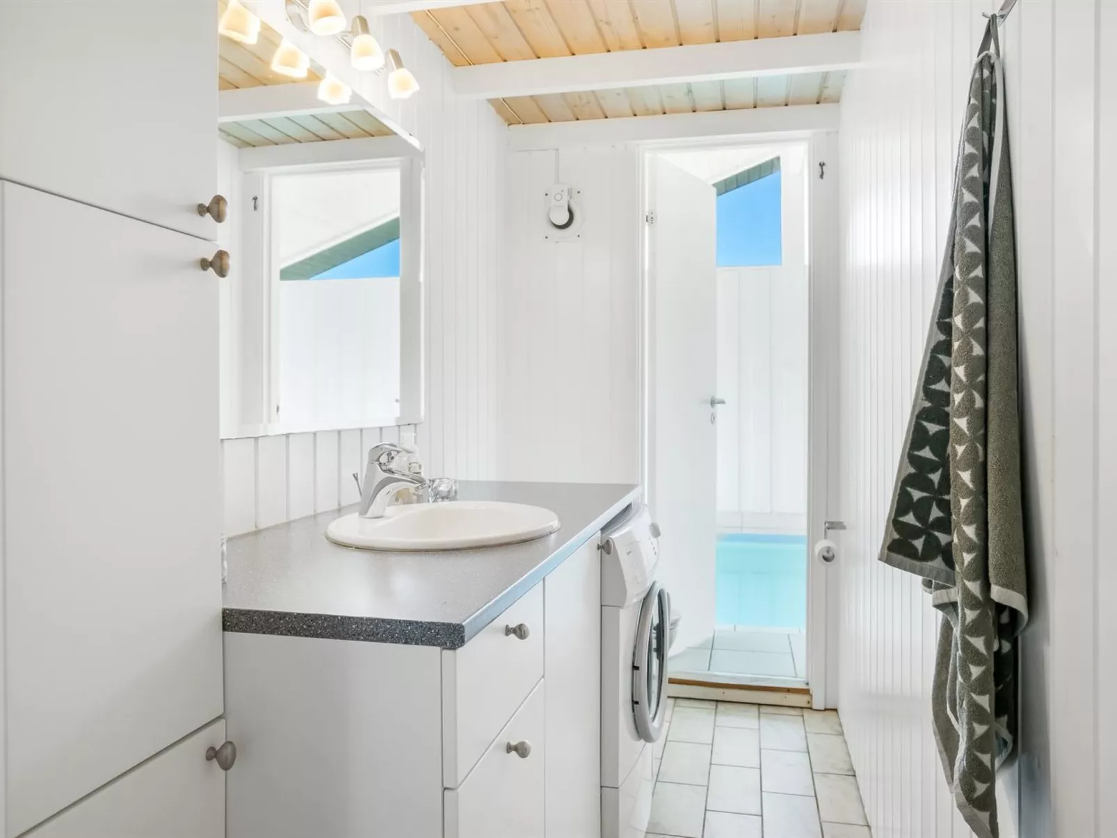 "Venja" - 200m from the sea-Inside