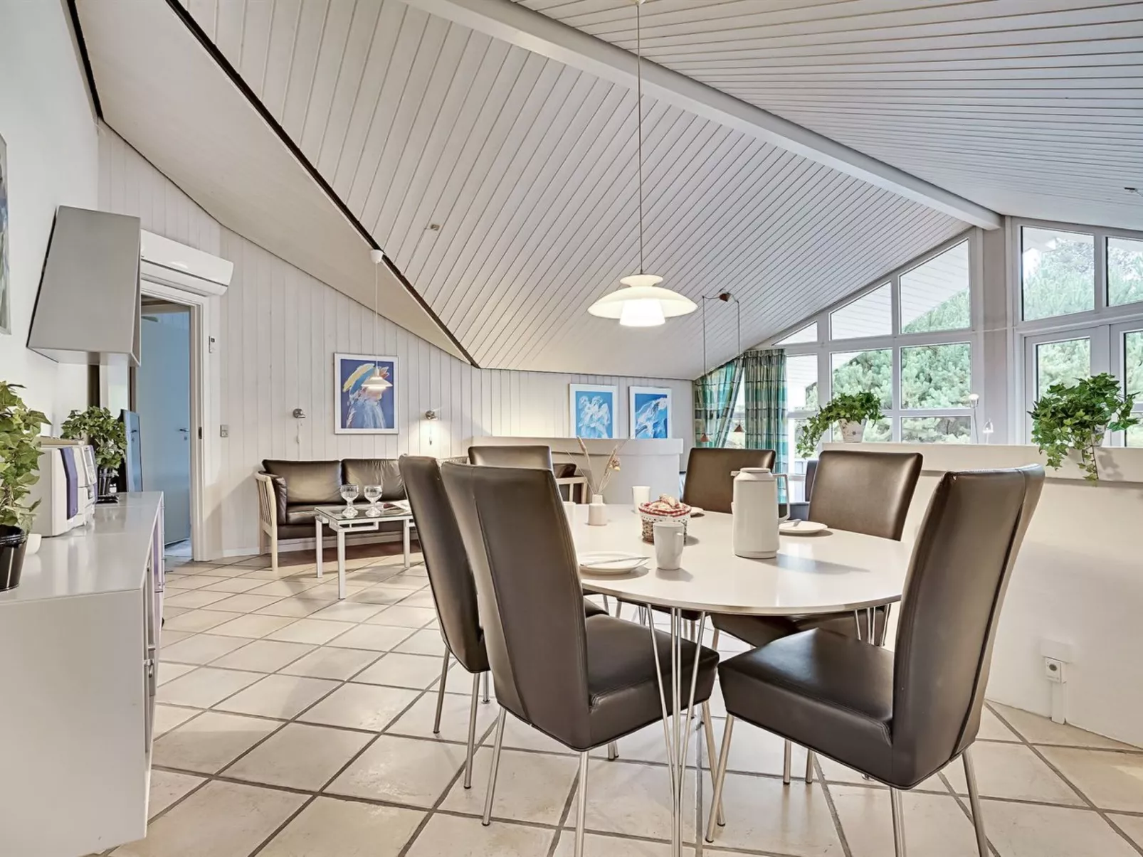 "Guththorm" - 600m from the sea-Dedans