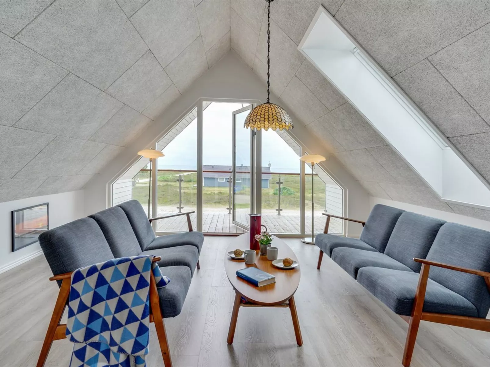 "Alf" - 200m from the sea-Inside