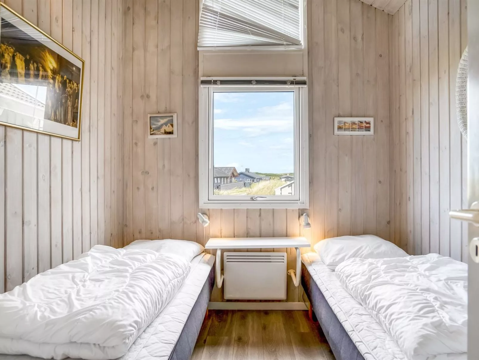 "Anne" - 100m from the sea-Dedans