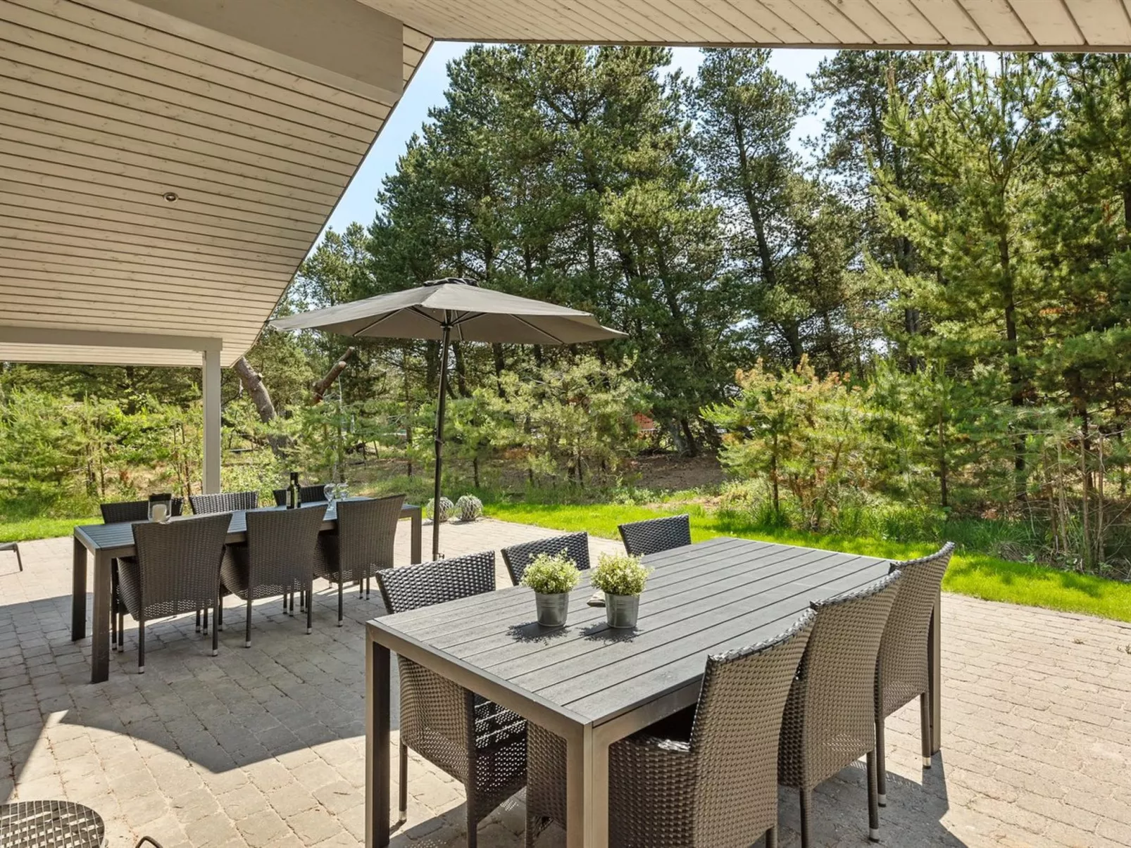 "Jonas" - 2.4km from the sea-Outside