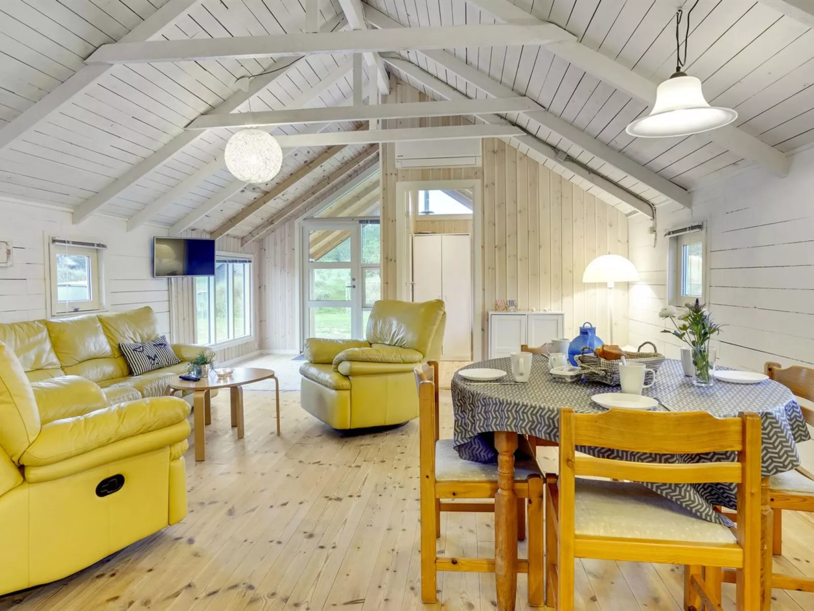 "Tameran" - 700m from the sea-Dedans