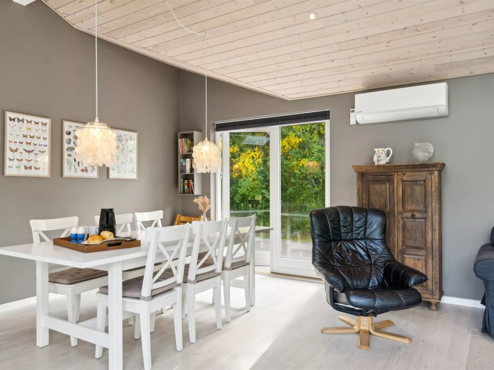 "Hunlef" - 400m from the sea-Inside