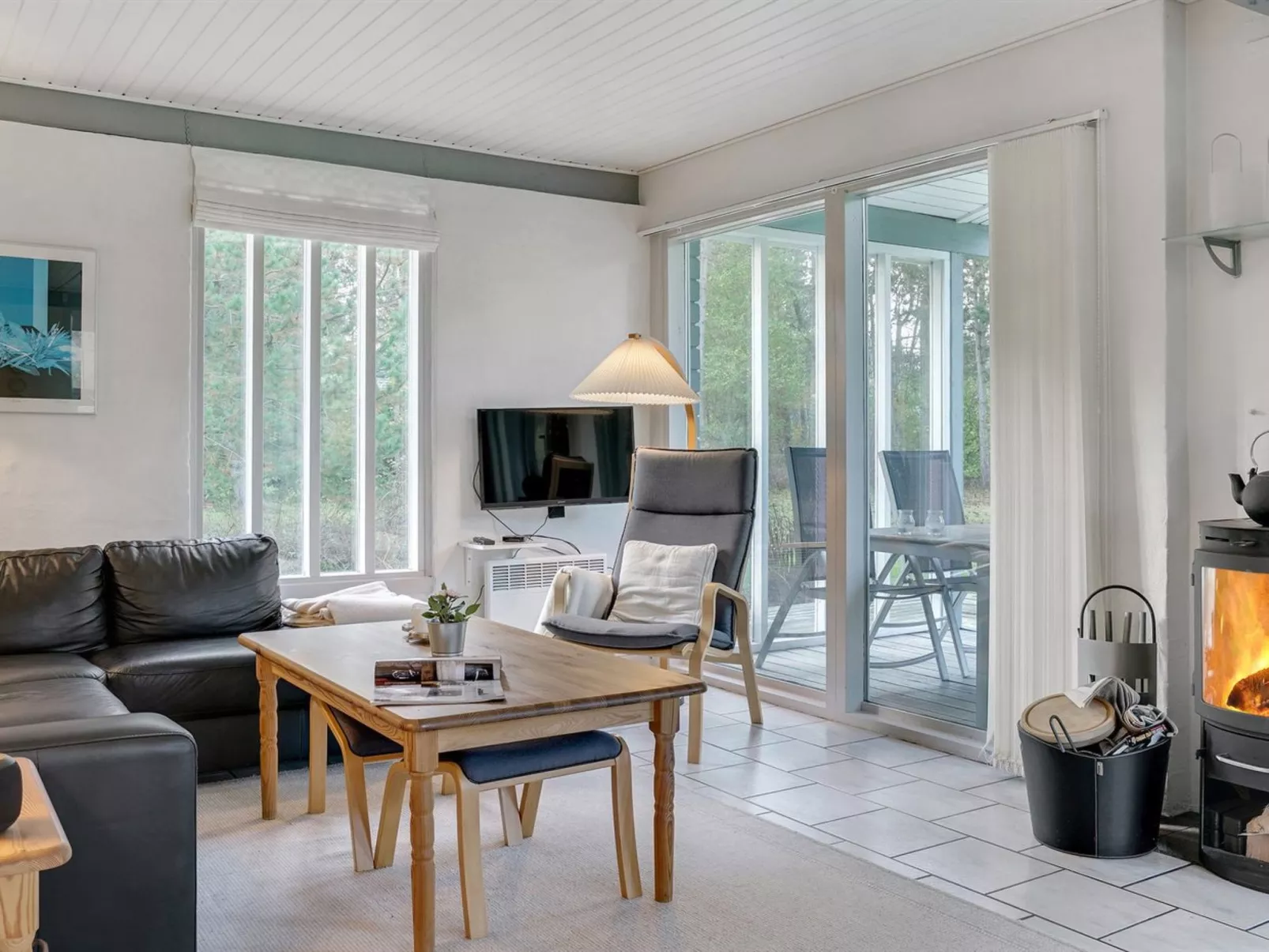 "Torhild" - 150m from the sea-Inside