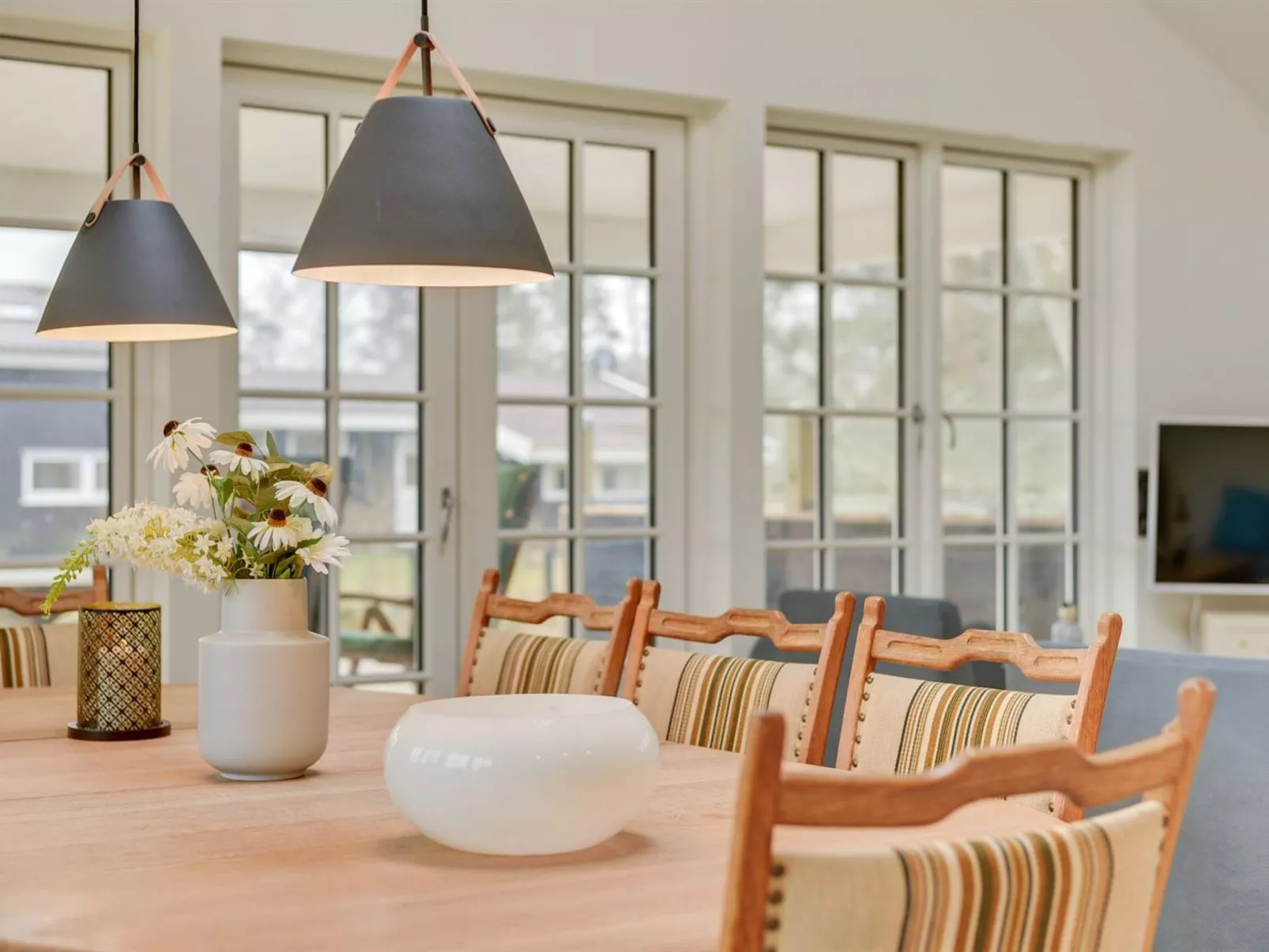 "Auke" - 100m from the sea-Drinnen