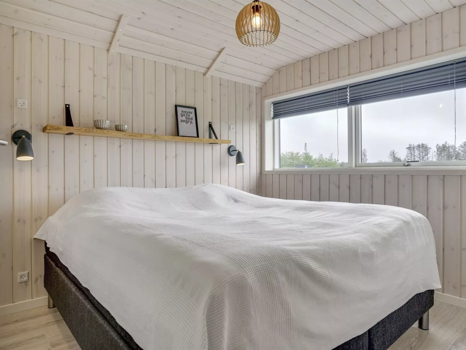 "Ina" - 1.2km from the sea-Drinnen