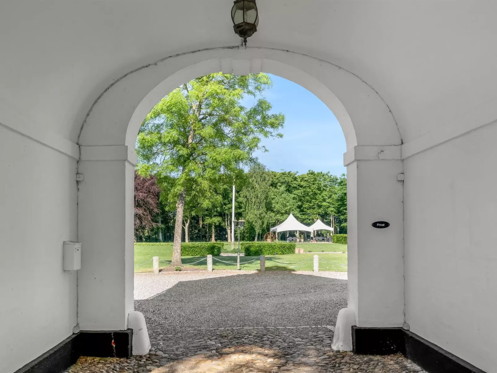 "Eini" - 4.5km from the sea-Inside