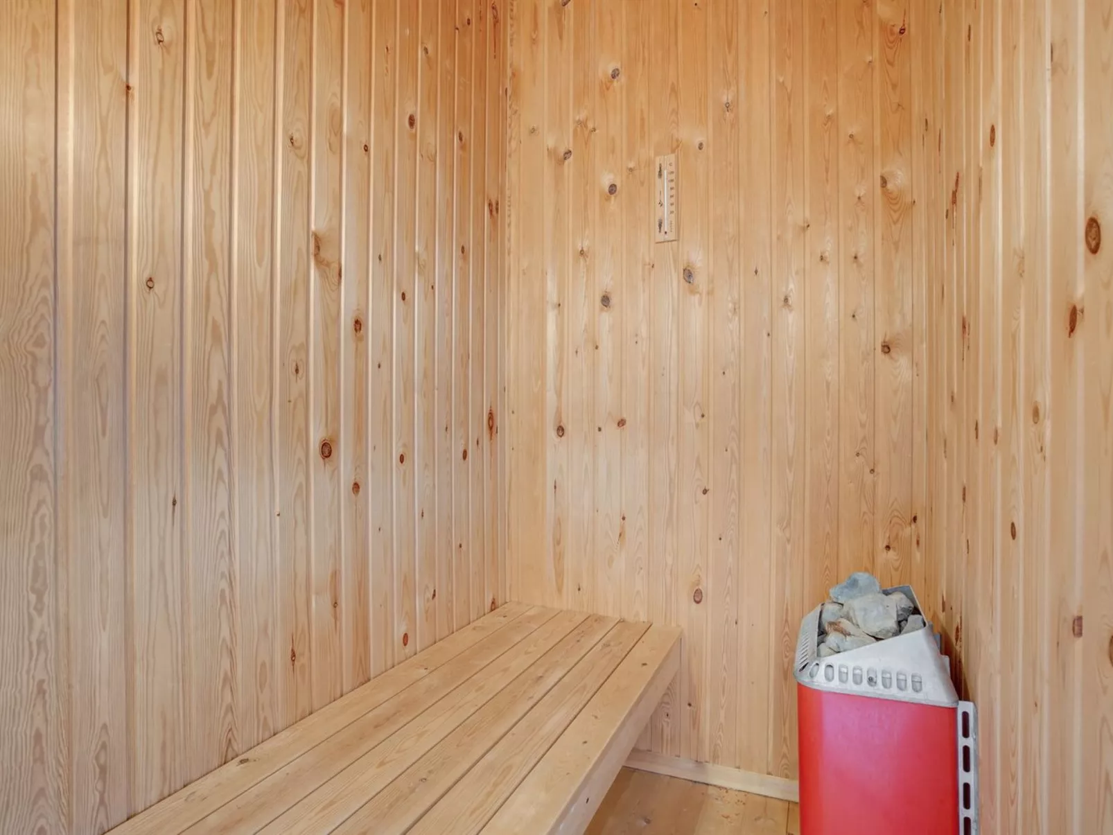 "Amalie" - 650m from the sea-Inside