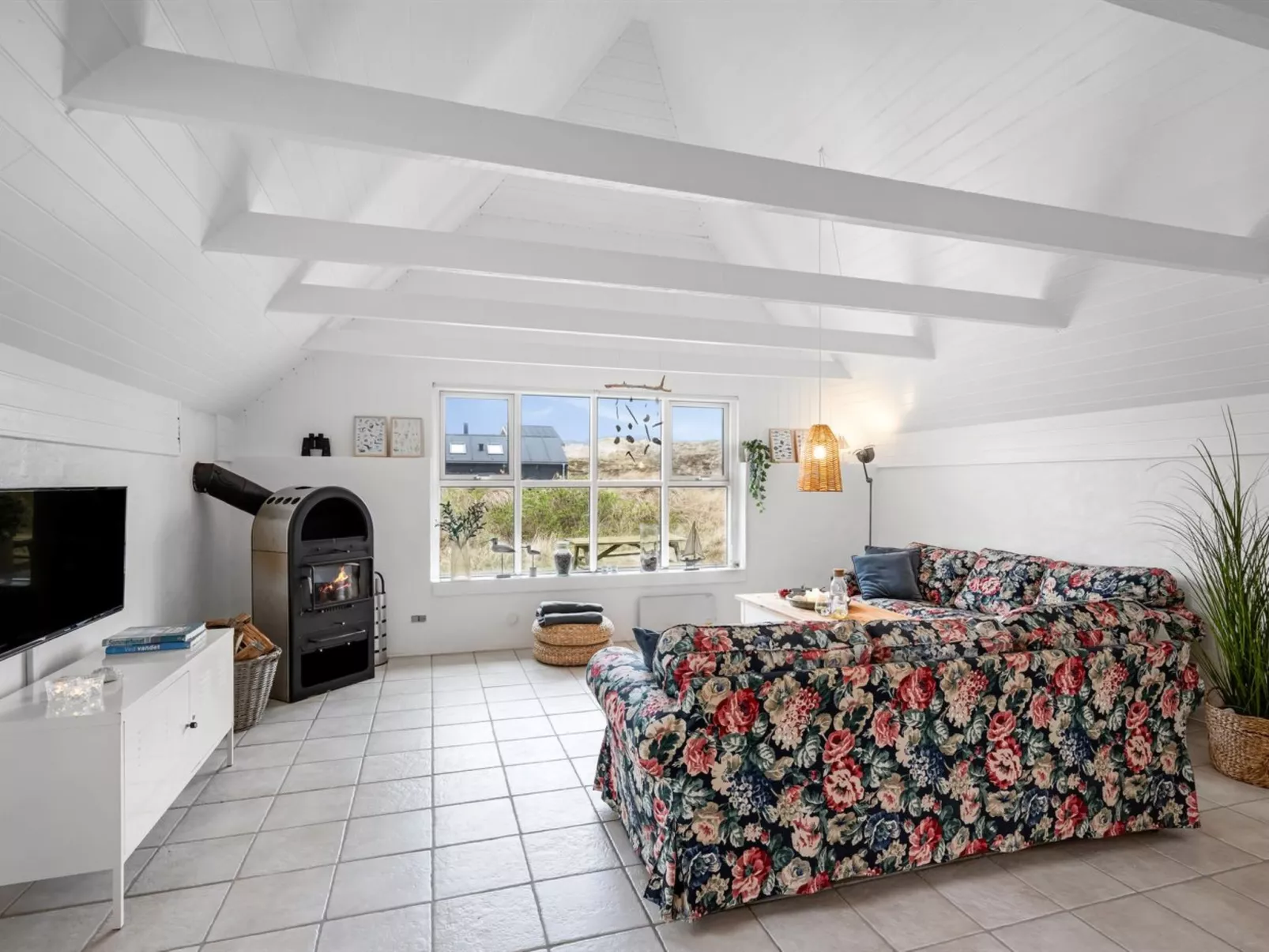 "Annielle" -  from the sea-Inside