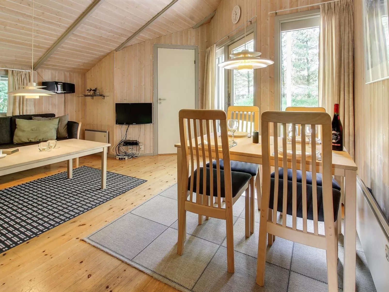 "Frederikke" - 28km from the sea-Drinnen