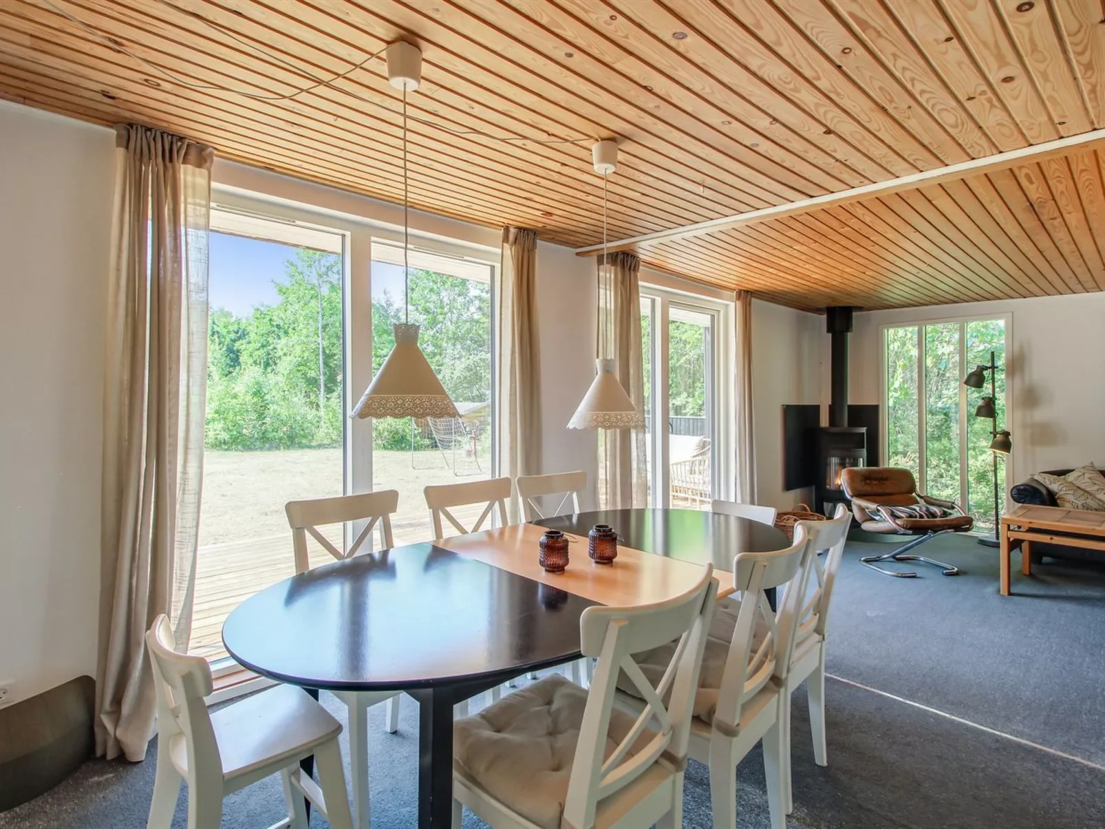 "Fot" - 7km from the sea-Inside