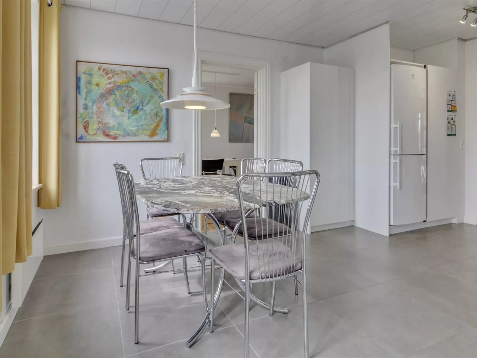 "Juuso" - 20km from the sea-Inside