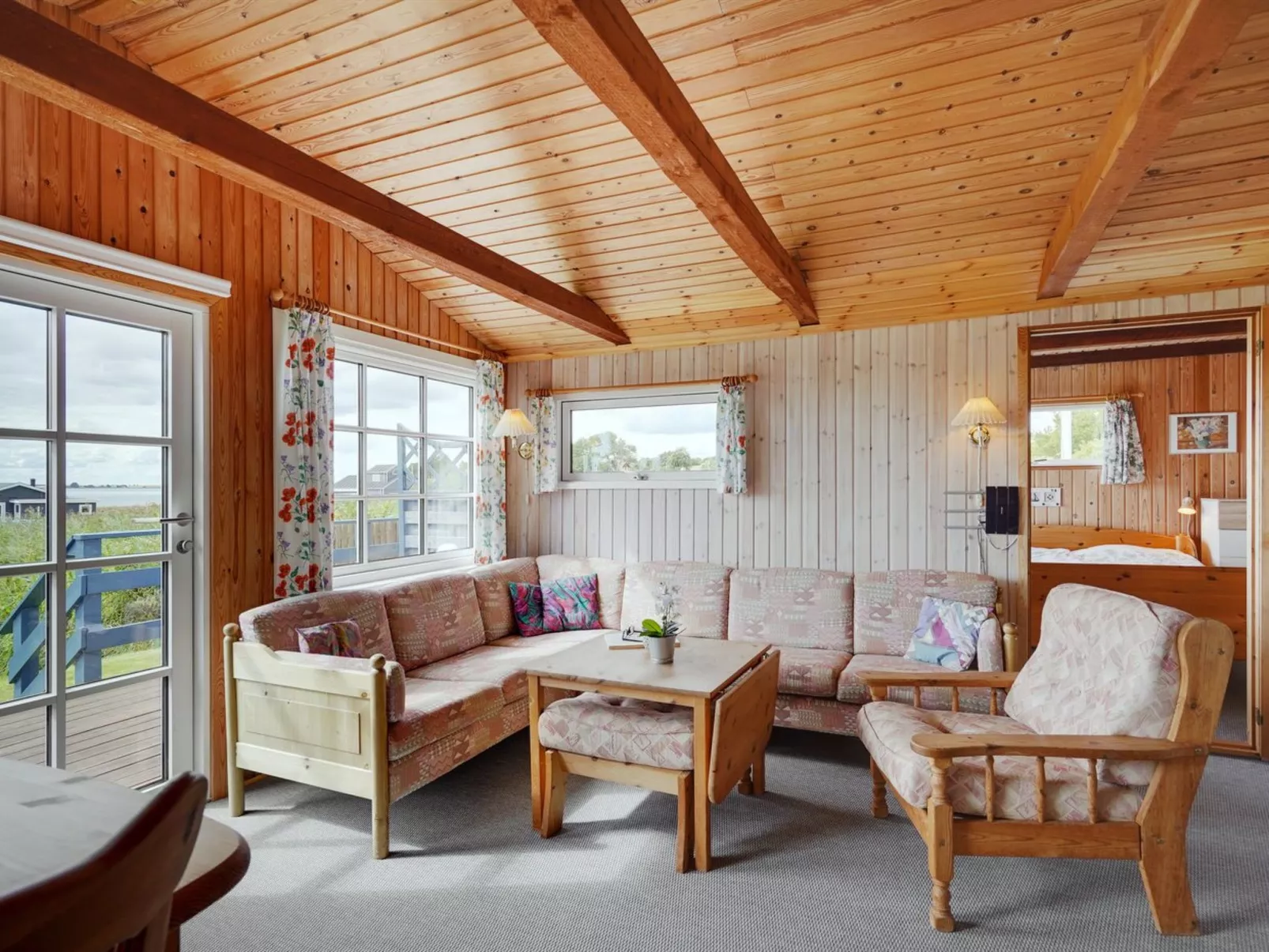 "Herulf" - 100m from the sea-Dedans